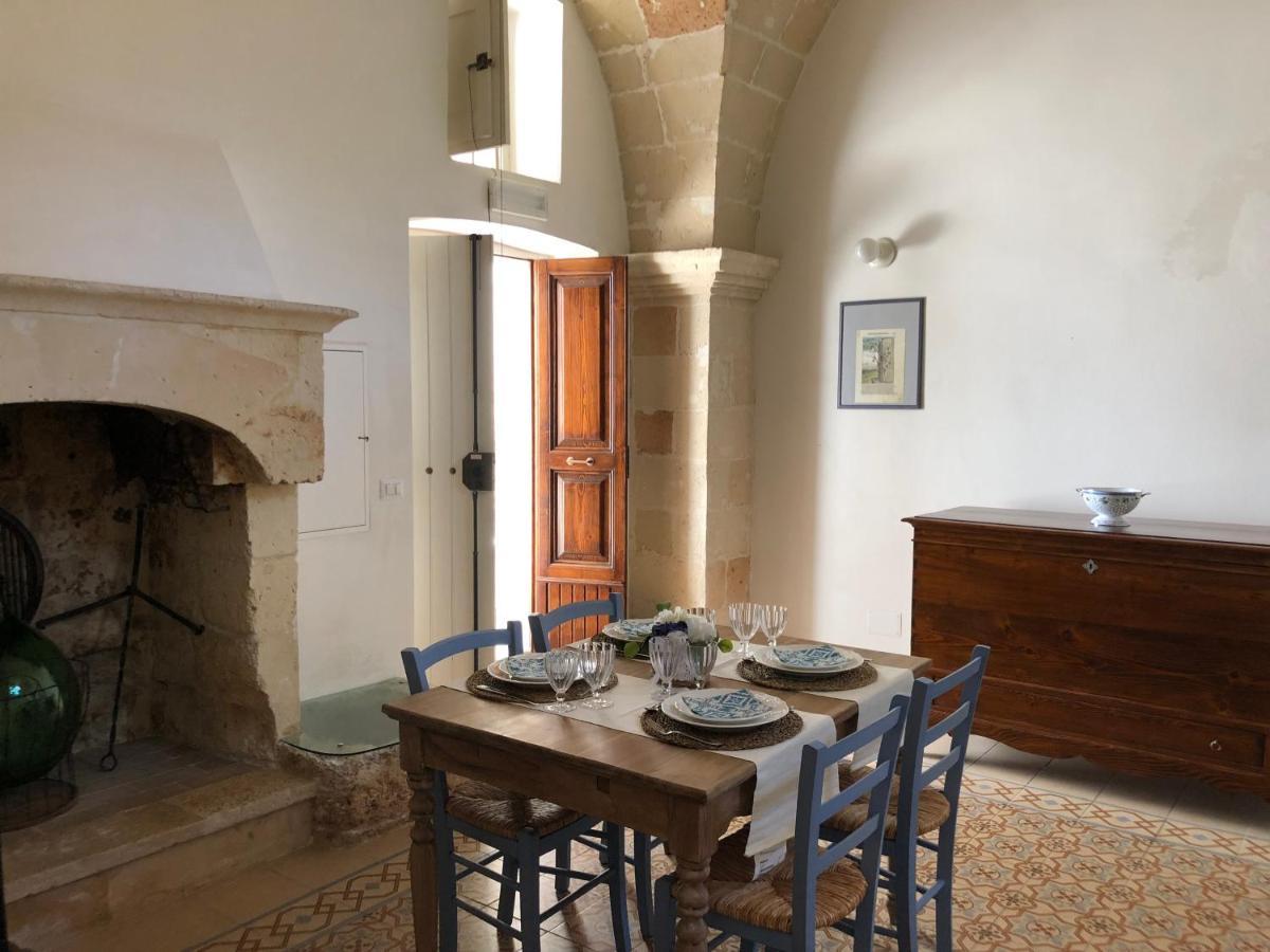 Antica Casa Del Pozzo Apartment มันดูเรีย ภายนอก รูปภาพ